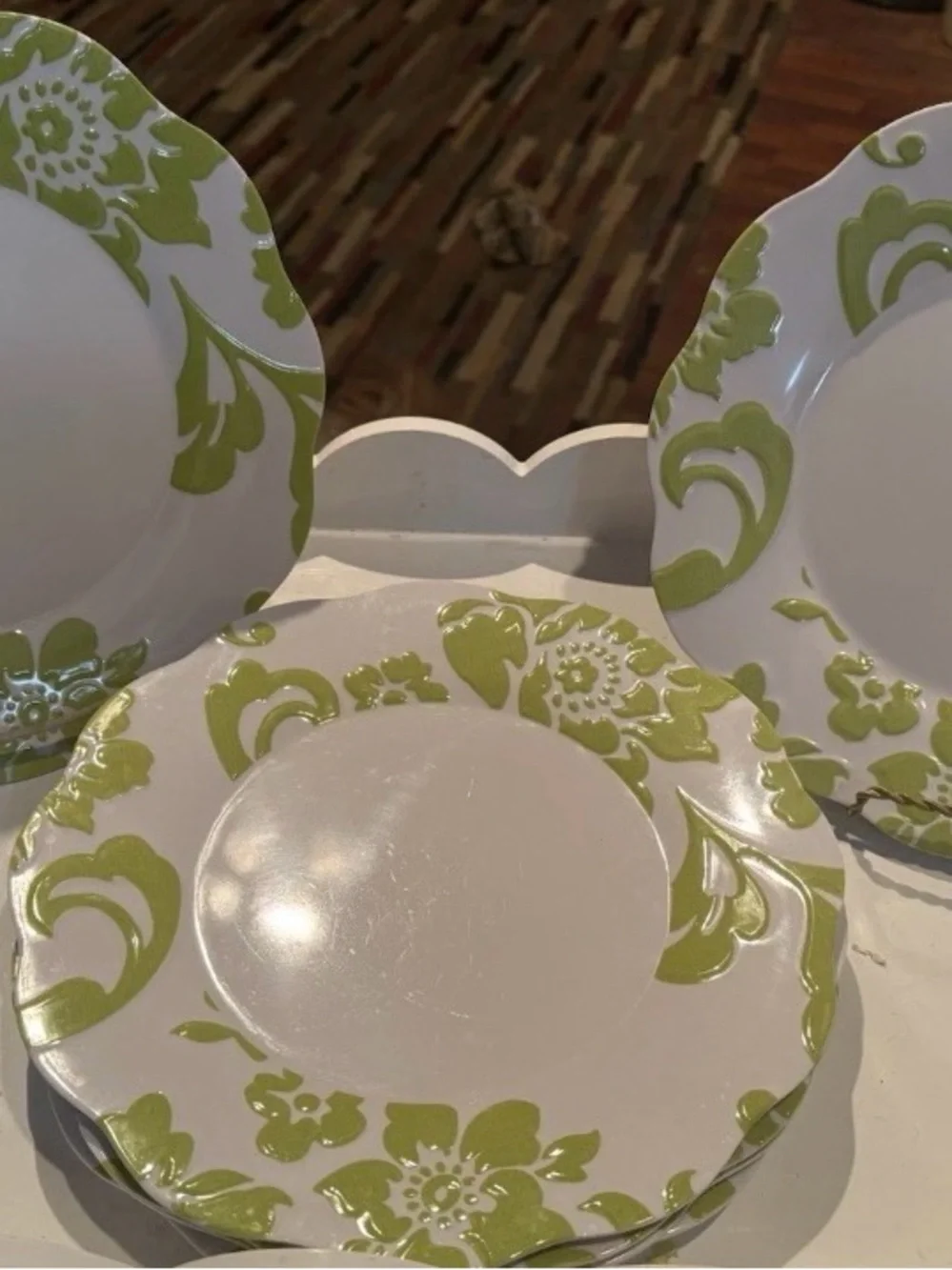 6 BETTER HOMES & Gardens Citrus Blossom Dinner Plates Lime Green Melamine. 10.5”